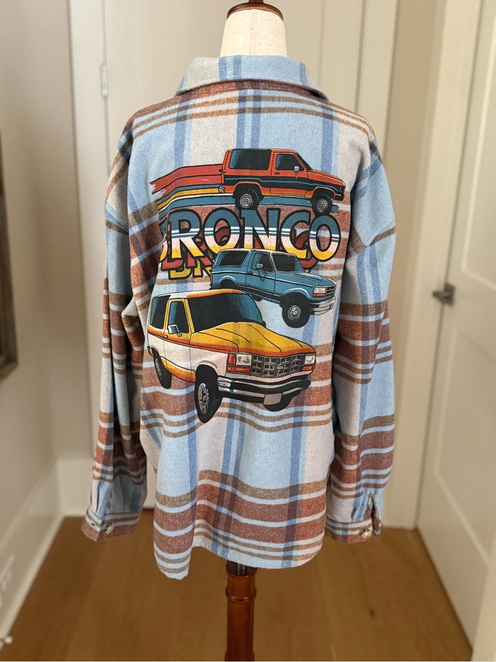 Ford Bronco Graphic Plaid Button-Up Shirt Jacket - Light Blue & Brown Large